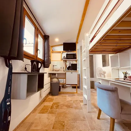 Bed & Breakfast Studette Cosy Climatisee ,toute Equipee Proche Bordeaux Centre ,kedge,hopitaux,stade Et Universite