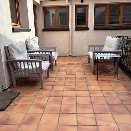 Studette Cosy Climatisee ,toute Equipee Proche Bordeaux Centre ,kedge,hopitaux,stade Et Universite 3*